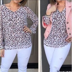 CAbi Leopard Cheetah Print Top Blouse Long Sleeve‎ VNeck Animal Office Boho 5337